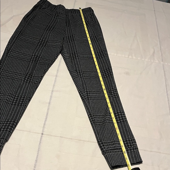 Lark + Grey Black And Grey Houndstooth Leggings With 2 Pockets Size Medium - Picture 4 of 9